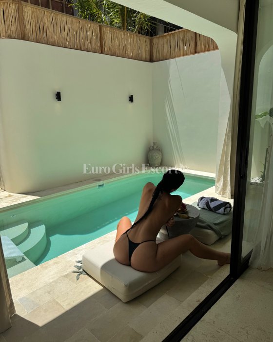 Laurina